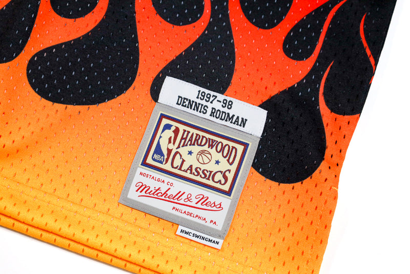 Mitchell & Ness Hardwood Classics Swingman Collection Milwaukee Bucks Flames Swing Shorts / Large